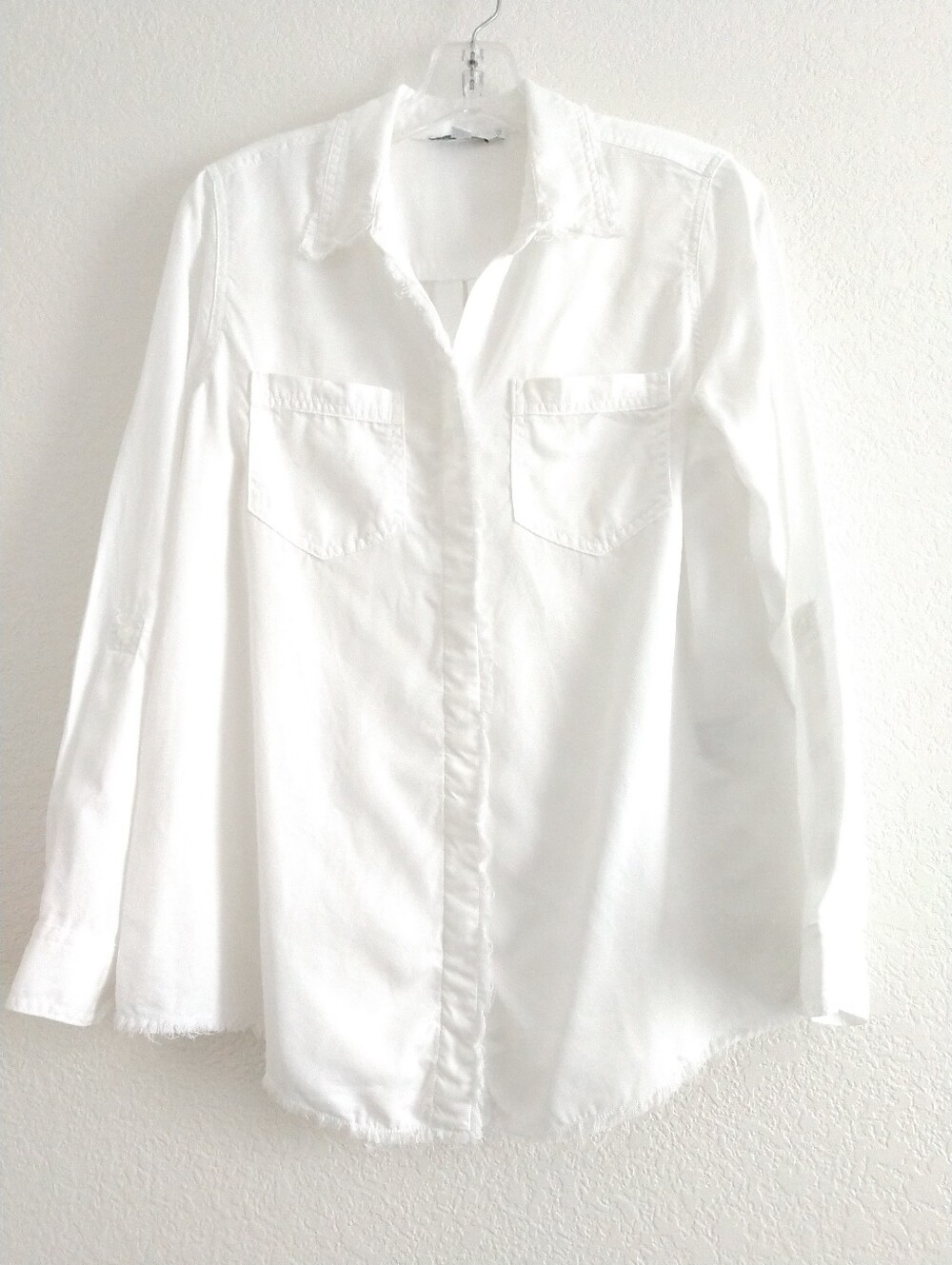 Chico's White Long Sleeve Shirt Raw Fringe Edges Long Sleeve Size 6